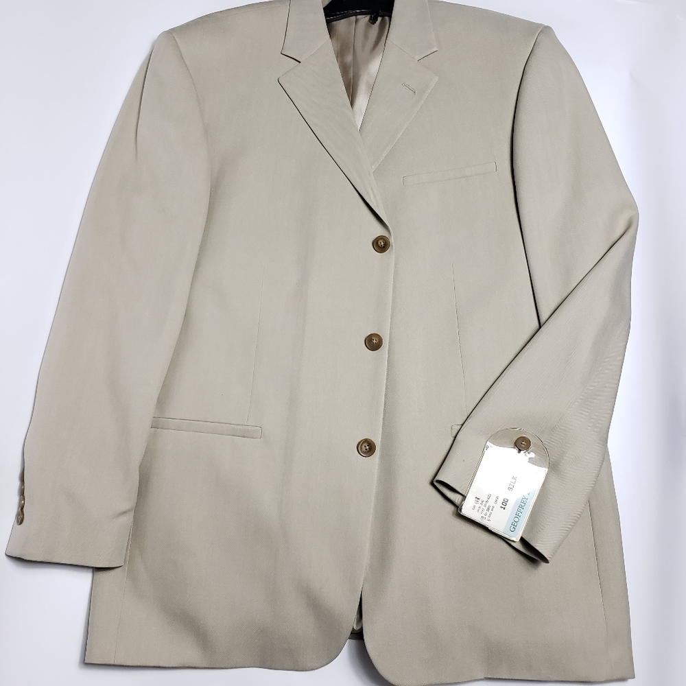 100%silk Geoffrey Beene suit coat